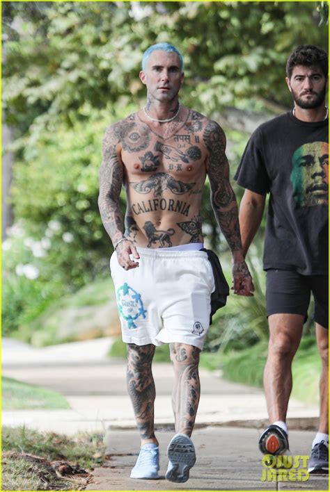 Full Sized Photo Of Adam Levine Shirtless After A Workout 07 Photo