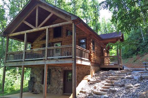 Mountain view lodge and cabins. Lydia Mountain Lodge & Log Cabins - Mountain Paradise