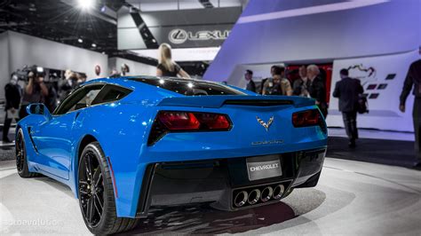 2014 Corvette C7 Stingray Looks Great In Blue Autoevolution