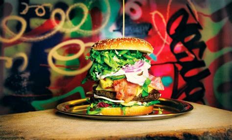 Only con is that it is a pretty uncomfortable room, so you will have. Amazing Burgers From Around The World | Womans Vibe