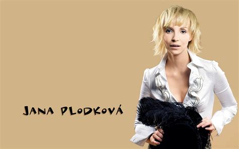 View all jana plodková lists. Filmovízia: Jana Plodková Wallpaper