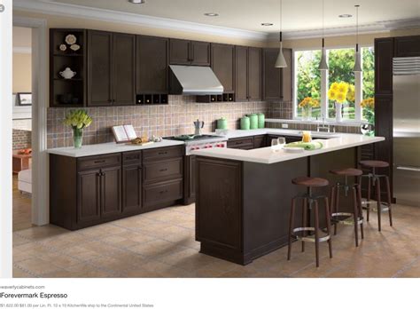 With expert kitchen designers on hand at each and every one of our stores, we are ready to make your dream kitchen a reality. Pin by Hannah Wilder on Kitchens | Kitchen cabinet trends ...