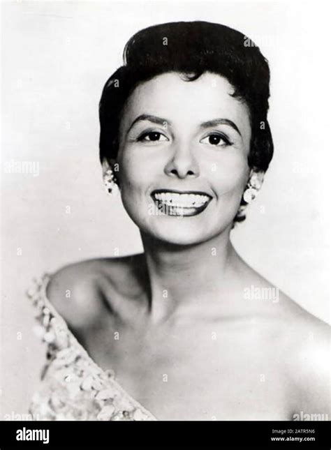 Lena Horne 1917 2010 American Singer Dancer And Film Actress About