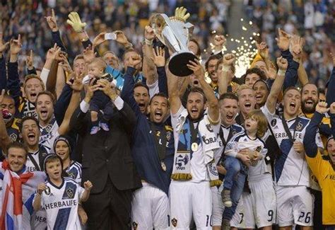 David Beckham Bids Farewell With 2nd Mls Cup Title As La Galaxy Beat