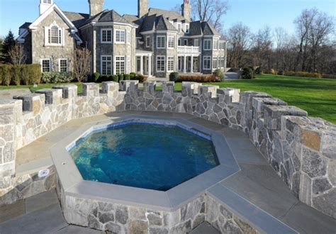 1425 Million 15000 Square Foot Georgian Stone Mansion In Greenwich