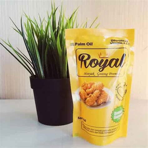 Minyak Goreng Royal Premium Kemasan Pouch 200 Ml Per Karton 48 Pcs