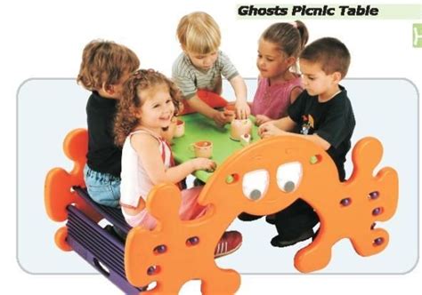 Mesa Infantil Y Balanc N Feber Fantasma De Plastico Y Picnic