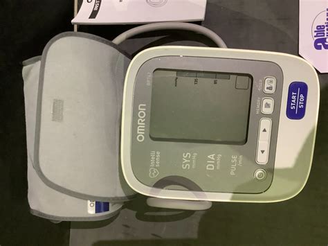 Omron Intellisense 7 Series Plus Blood Pressure Monitor With Comfit