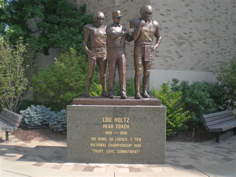 Lou Holtz Lou Holtz Statue At The Lou Holtz Gate At Notre Flickr