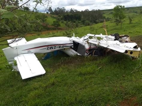 Mundo Positivo Três Crianças E 2 Adultos Morrem Em Queda De Avião Em