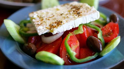 10 Greek Eating Habits That Will Boost Your Health Huffpost Life