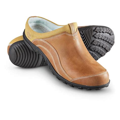 What's more, timberland women's shoes look great, and provide you with highly recognisable footwear. Women's Timberland® Pinkham Notch Clogs, Tan - 211752 ...