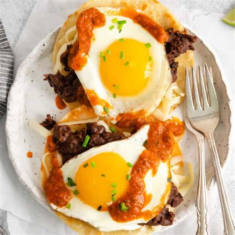 Simple Huevos Rancheros The Cheese Knees