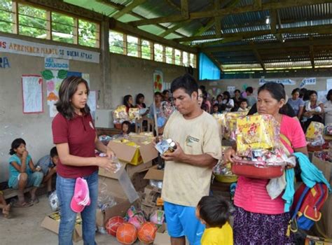 Madre De Dios Distribuyen Ayuda A Familias De Comunidades Indígenas