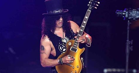 Slash Talks About Tragedy With Guns N Roses Fans At 1988 Concert
