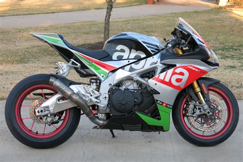 Aprilia rsv4 and rsv4 factory. 2017 Aprilia RSV4 RF for sale on BaT Auctions - sold for ...