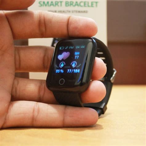 D13 Smartwatch Fitness Tracker Heart Rate Blood Pressure Online