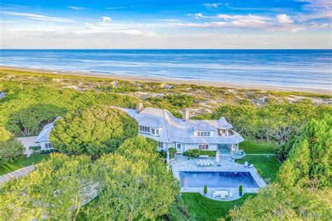 45m Oceanfront Estate Is The Priciest Sale In The Hamptons Since 2016