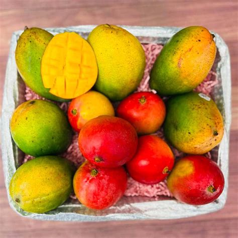 Tropical Fruit Boxes At Tropical Fruit Box Order Here Tropical