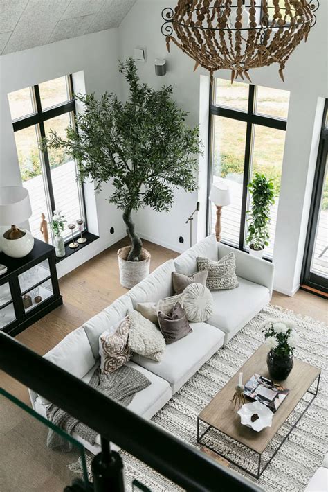 You Ll Love This Fascinating High Ceiling Home Decoholic