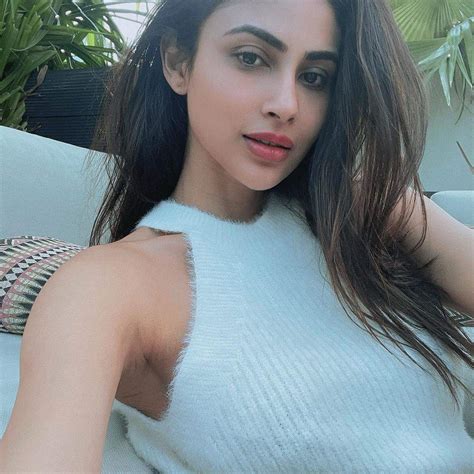 These Stunning Pictures Of Mouni Roy You Just Cant Miss The Etimes