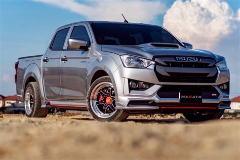 ชุดแต่งรอบคัน Isuzu D Max 2020 ทรง Masato ชุดแต่งรถ ชุดแต่งรอบคัน ส