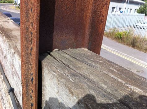 We did not find results for: Railway sleepers slotted into RSJs or Steel H or I beams ...