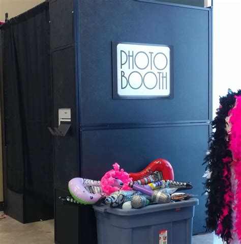 Sassy And Classy Photo Booth Photo Booths The Knot