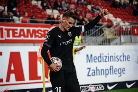 Esv ingolstadt and mtv ingolstadt. FC Ingolstadt: Kutschke hält sich vor Duell mit Dynamo bedeckt