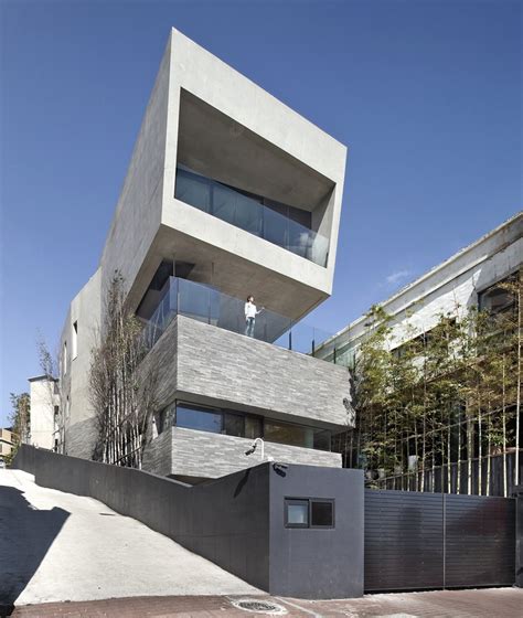 Architect K Establishes Monolithic House Along The Coast Of South Korea