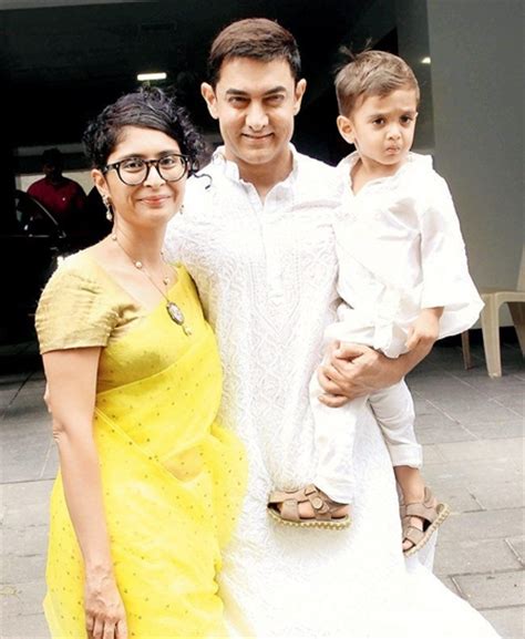 Aamir khan chest size 43 inches, waist size 35 inches and biceps size 15 inches. Aamir Khan Family Tree Father, Mother Name Pictures