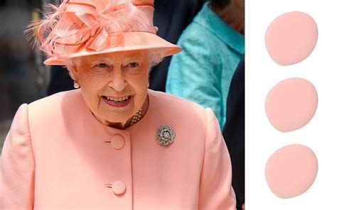 Queen Elizabeth Nail Polish The Only Color She Ever Wears Costs 9 Reader S Digest