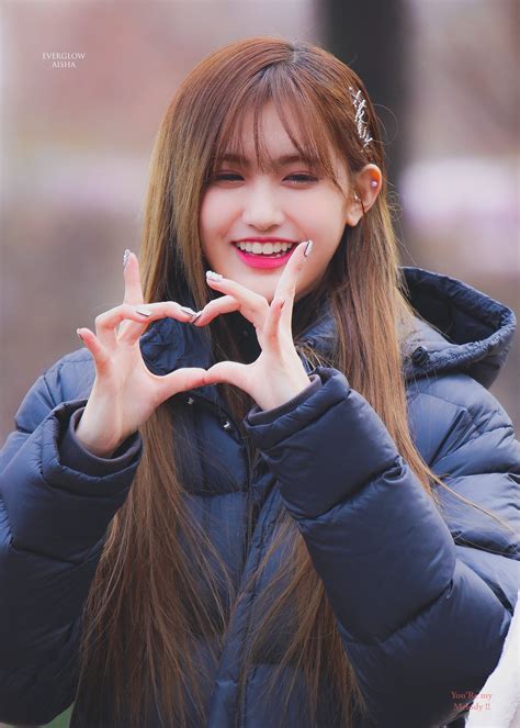 July 21, 2000 zodiac sign: #AISHA #아샤 #EVERGLOW | M.i.a