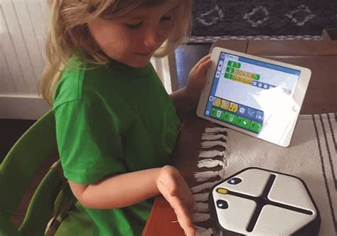root il nuovo robot per l insegnamento della programmazione ai bambini sinapps web agency