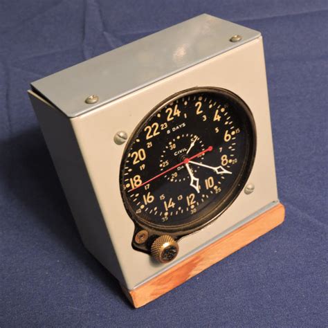 Aircraft Clock 8 Day Civil Date Indicator Aeronaval Cdia Wwii