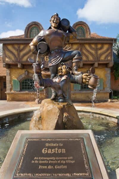 Disney Recipe Make Gastons Famous Cinnamon Rolls At Home Inside The