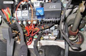 Fuse Box Diagram Volkswagen Passat B And Relay With Assignment And