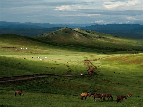 Mongolia Scenery Pictures
