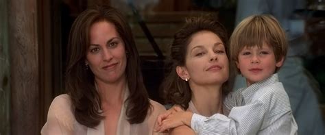 Annabeth Gish Ashley Judd And Benjamin Weir