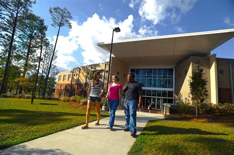 uwf counseling and psychological services receives prestigious accreditation university of