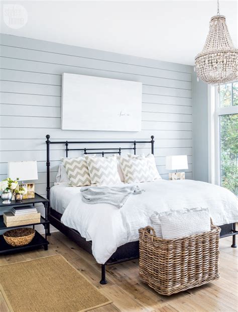 50 Rustic And Cozy Farmhouse Bedroom Designs For Your Next Renovation
