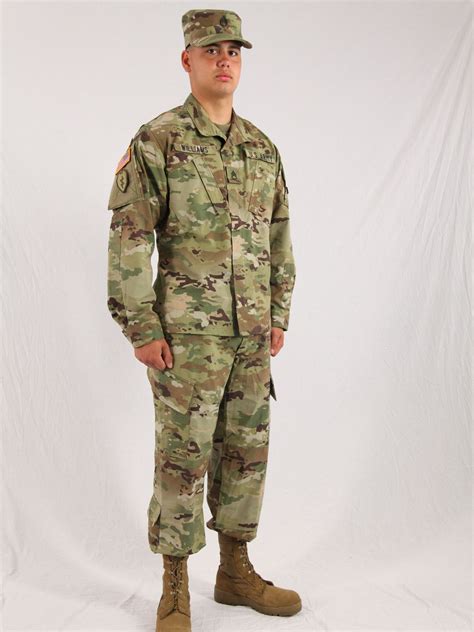 Army Combat Uniform Wikipedia