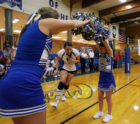 Centerville Jr High Cheer Squad Welcomes Kids Of All Abilities The