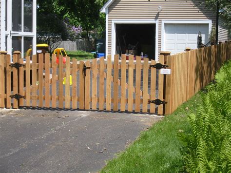 Including construction of basic picket gates for pathway and driveway. Picket gate | Driveway fence, Driveway gate, Driveway gate diy