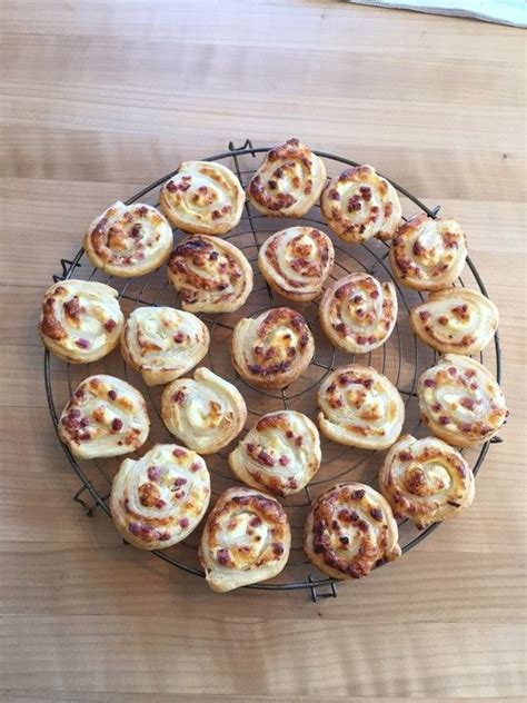 Dieser pinnwand folgen 113 nutzer auf pinterest. Flammkuchenrolle | Rezept | Rezepte, Fingerfood rezepte ...