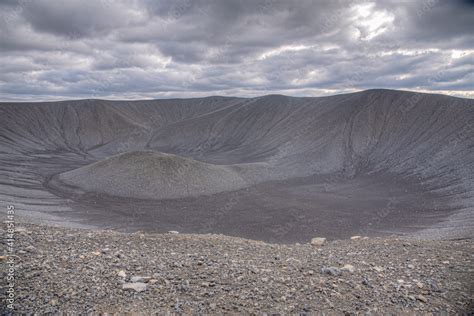 Crater Of Hverfjall Volcano On Iceland Foto De Stock Adobe Stock