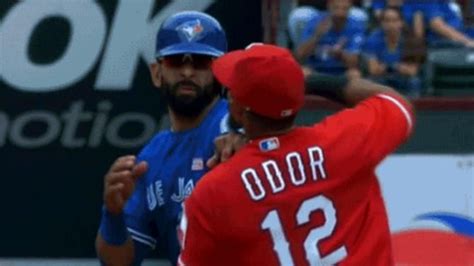 Rougned Odor Punches Jose Bautista Benches Clear In Blue Jays Rangers
