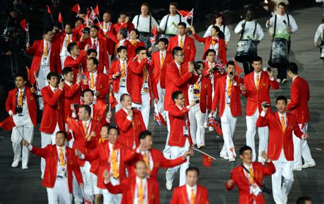 Chinese Delegation Enters Olympic Stadium Cn
