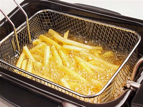 Extend The Life Of Cooking Oil Tips For Optimum Deep Frying