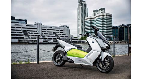Details On Bmw C Evolution Electric Maxi Scooter Slip Out In Frankfurt